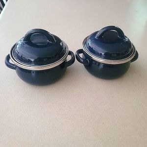 MEGAWARE COOKWARE PAIR COBALT BLUE ENAMEL 2 HANDLED COVERED POTS